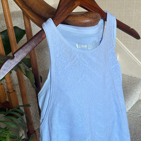 Zyia Women's Perriwinkle Sleeveless Bra Top - Picture 2 of 9